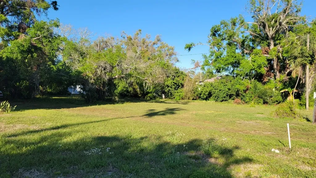 2003 51st Avenue E Bradenton FL 34203