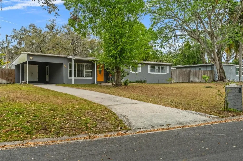 611 E River Drive Temple Terrace FL 33617