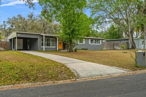 611 E River Drive Temple Terrace FL 33617