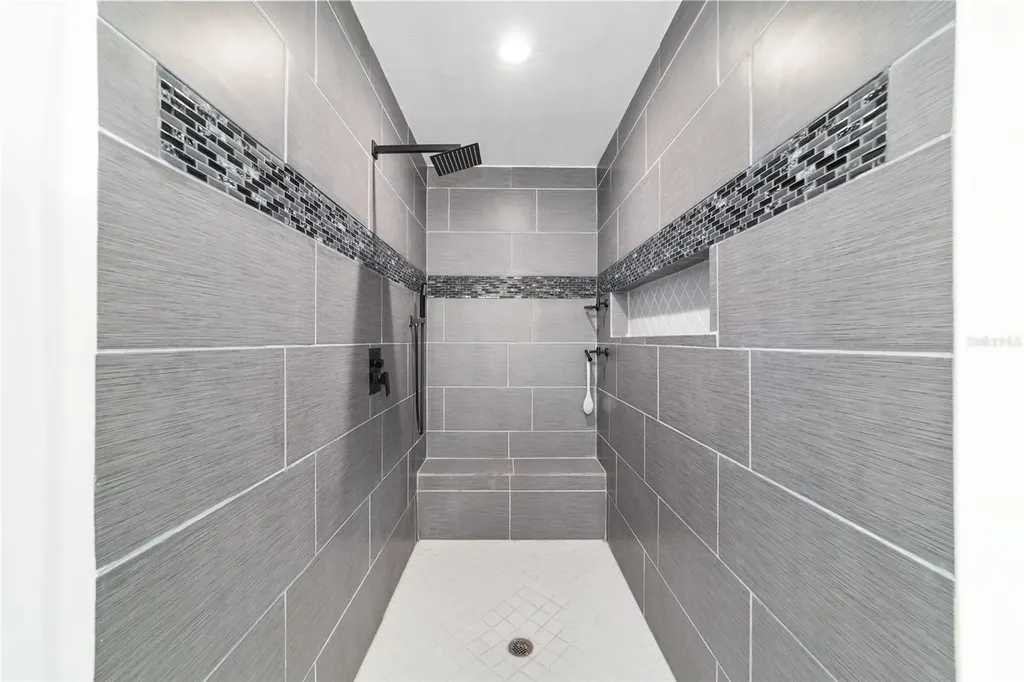 985 NW 73rd Terrace Ocala FL 34482