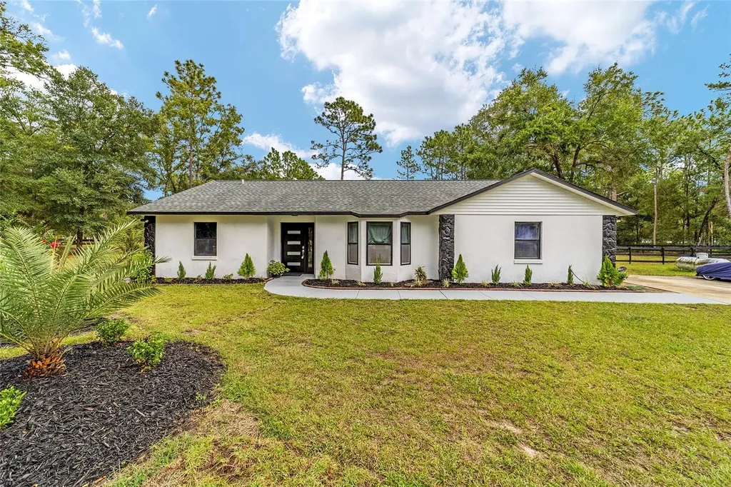 985 NW 73rd Terrace Ocala FL 34482