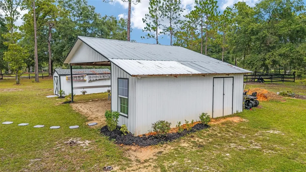 985 NW 73rd Terrace Ocala FL 34482
