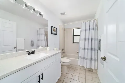 985 NW 73rd Terrace Ocala FL 34482