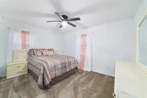 985 NW 73rd Terrace Ocala FL 34482