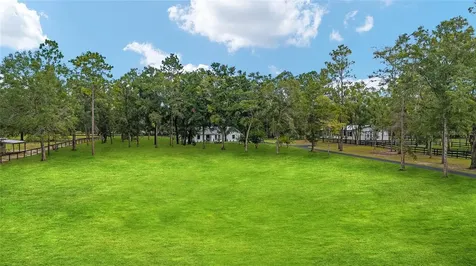 985 NW 73rd Terrace Ocala FL 34482