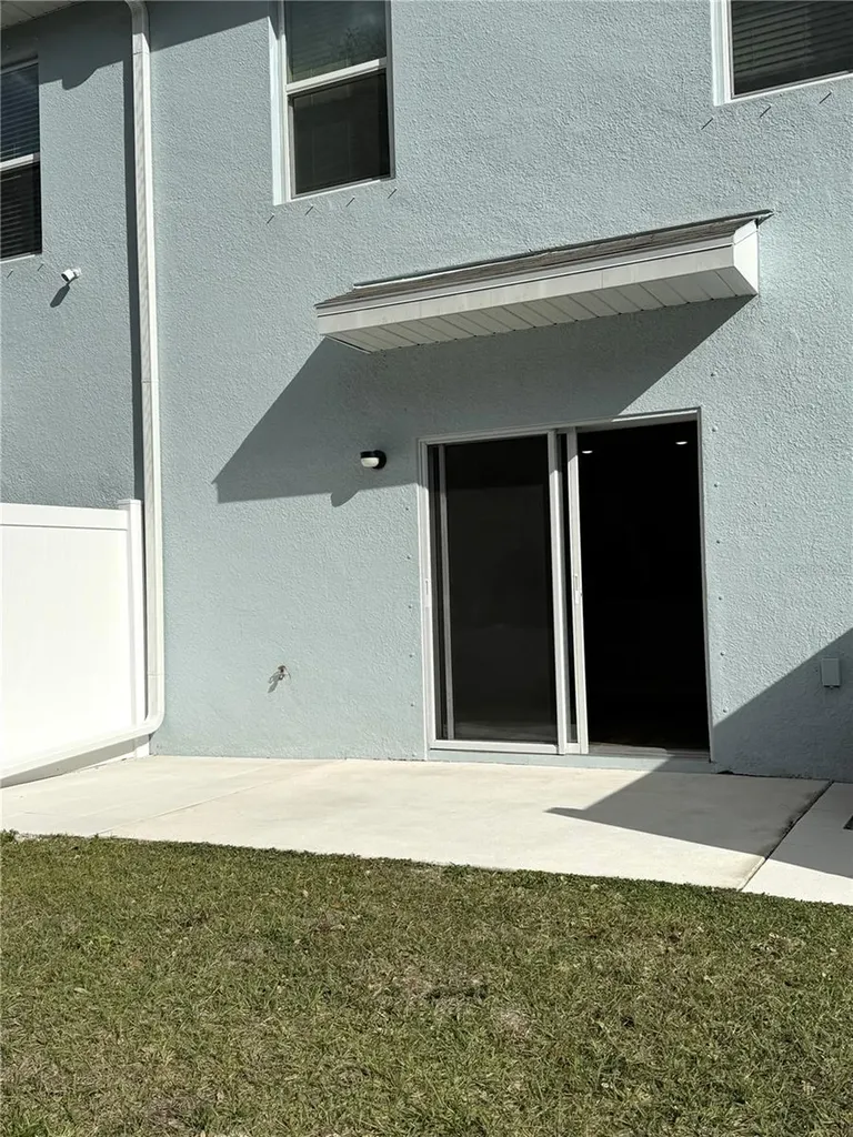 4649 Pleasant Avenue Palm Harbor FL 34683