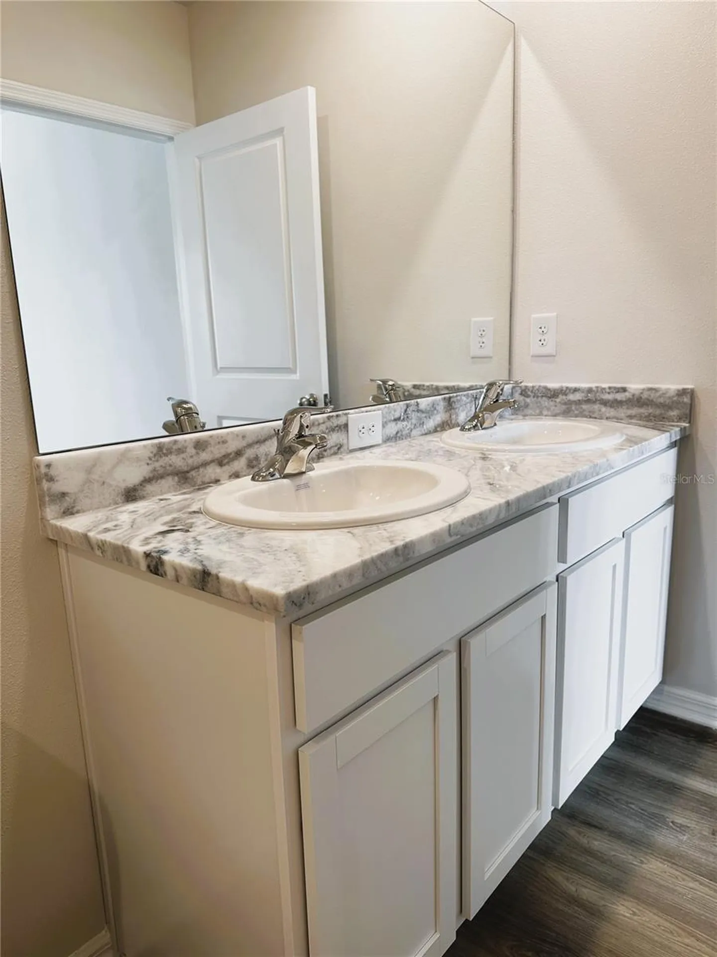 4649 Pleasant Avenue Palm Harbor FL 34683