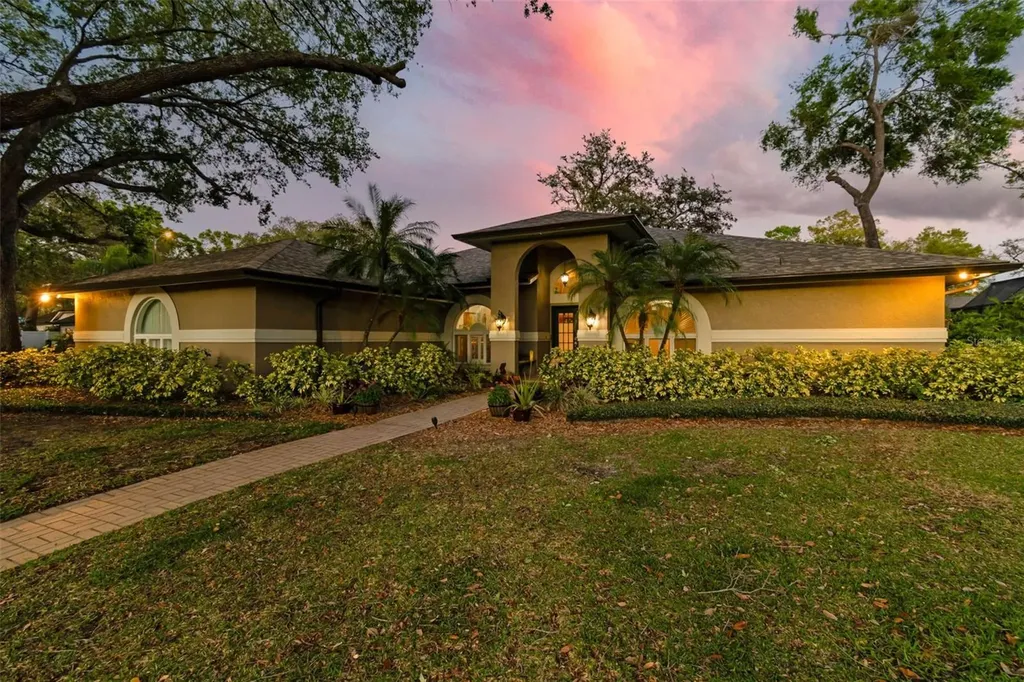 11505 Gibralter Place Temple Terrace FL 33617