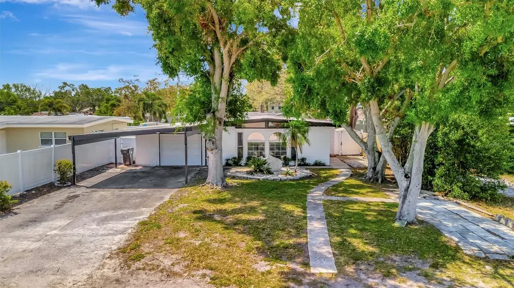 4720 50th Avenue N St Petersburg FL 33714