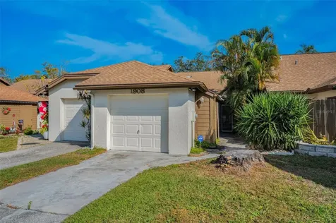 1908 Bayshore Court Safety Harbor FL 34695