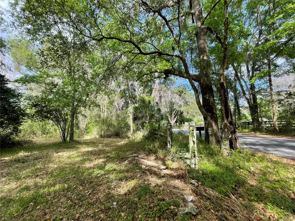 17400 NW 120th Avenue Road Reddick FL 32686