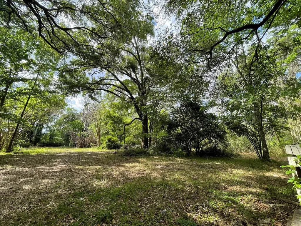 17400 NW 120th Avenue Road Reddick FL 32686