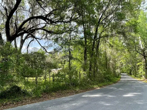 17400 NW 120th Avenue Road Reddick FL 32686