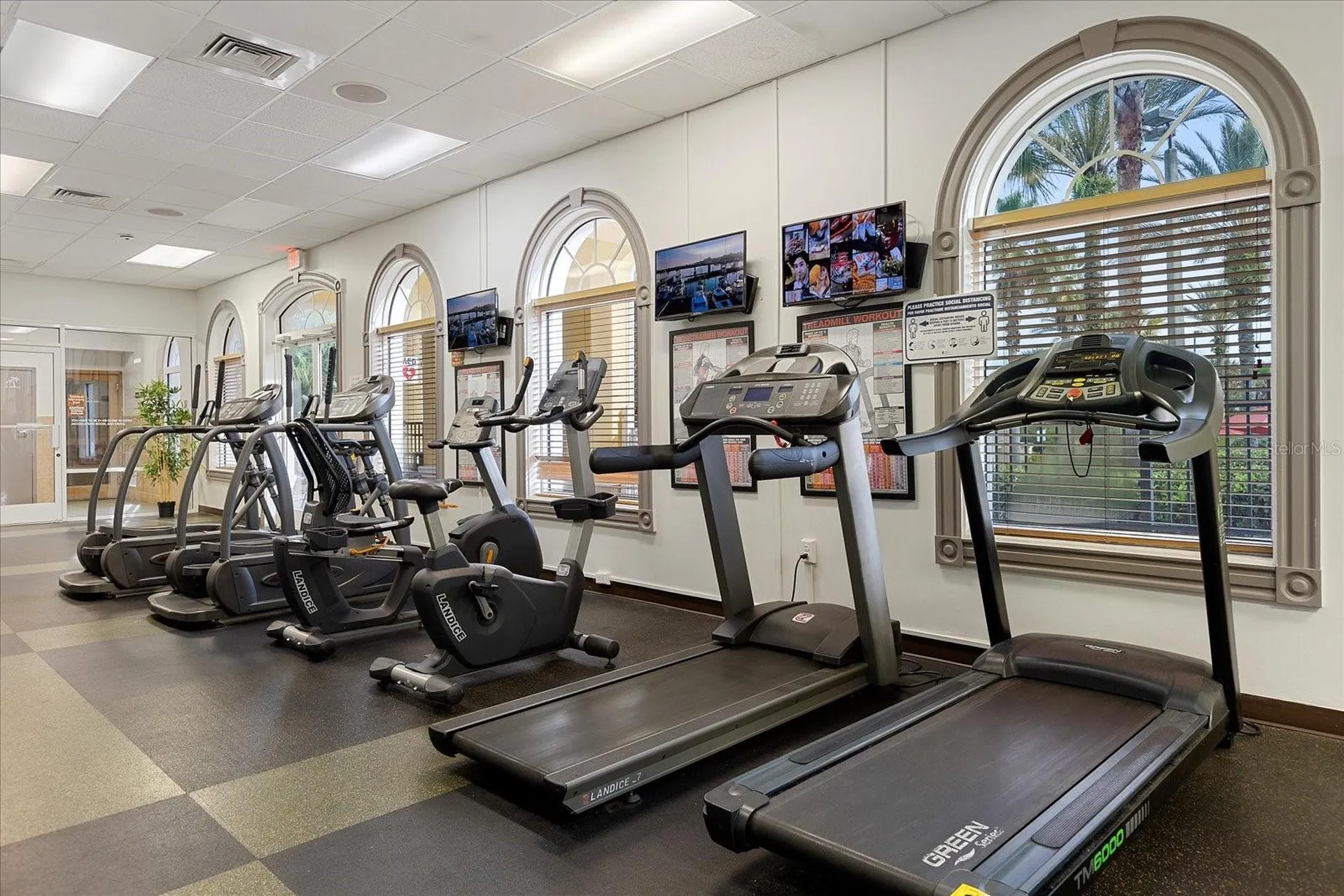 1144 Calabria Avenue Davenport FL 33897