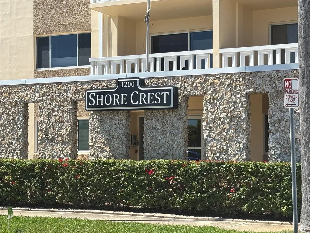 1200 N Shore Drive NE St Petersburg FL 33701