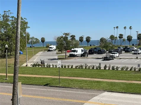 1200 N Shore Drive NE St Petersburg FL 33701