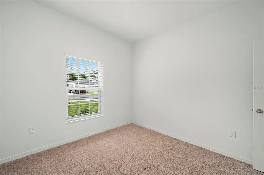 13276 Tula Loop Astatula FL 34705