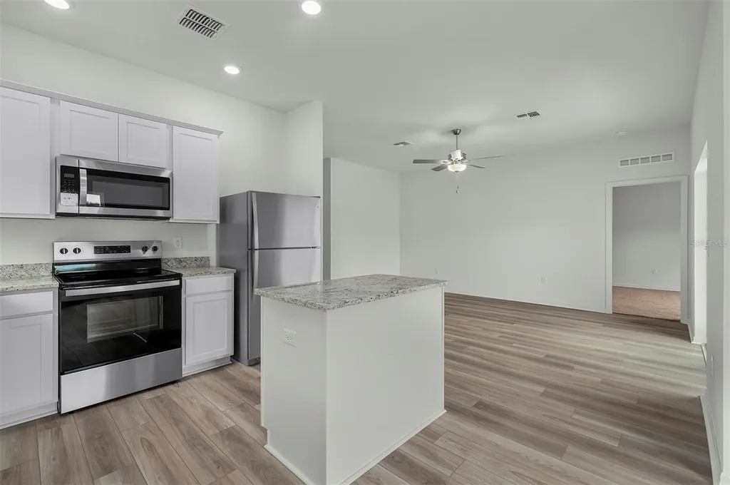 13276 Tula Loop Astatula FL 34705