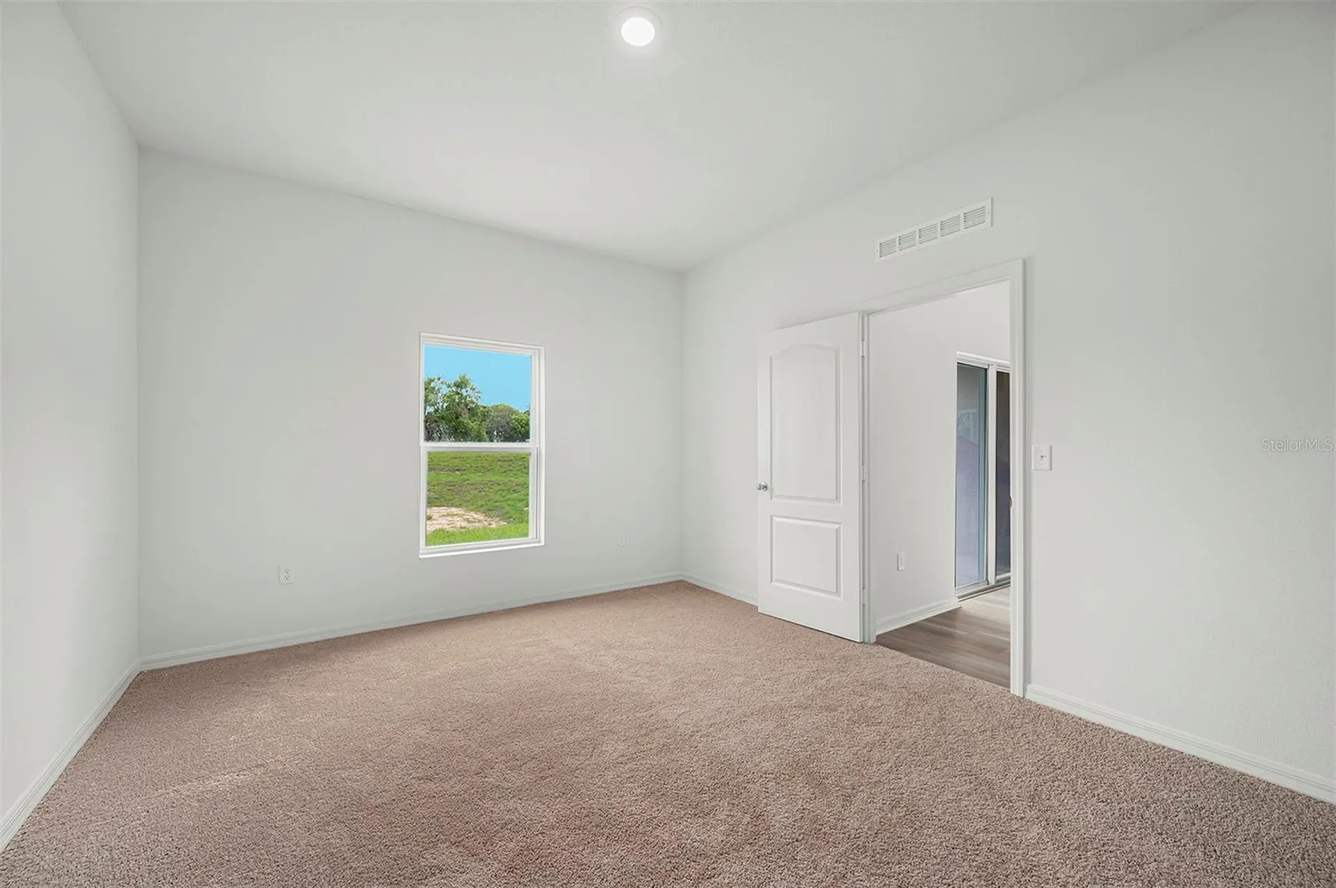 13276 Tula Loop Astatula FL 34705