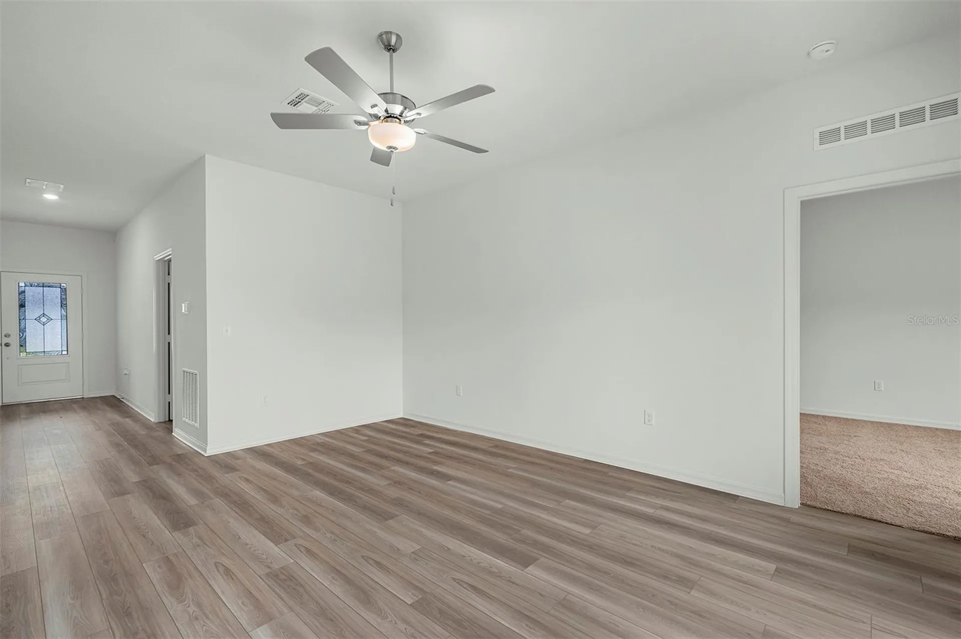 13276 Tula Loop Astatula FL 34705