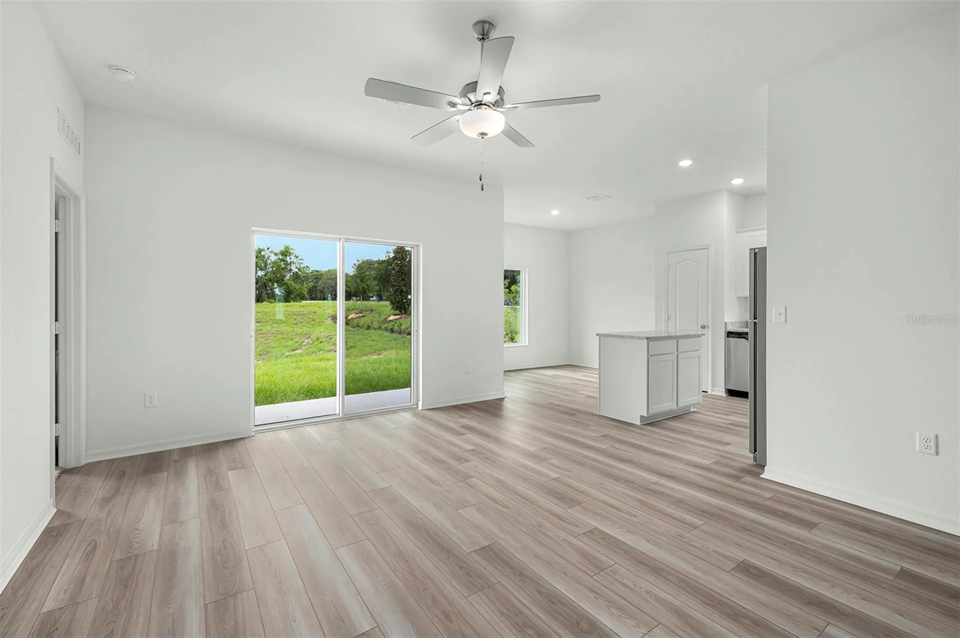 13276 Tula Loop Astatula FL 34705