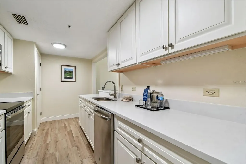 36750 Us 19 N Palm Harbor FL 34684
