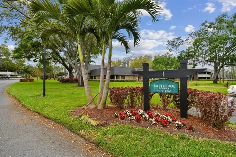 36750 Us 19 N Palm Harbor FL 34684
