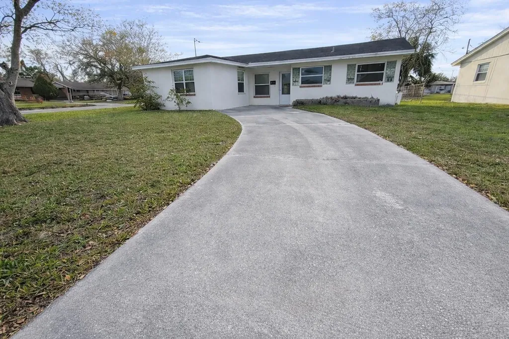 4226 Lake Richmond Drive Orlando FL 32811