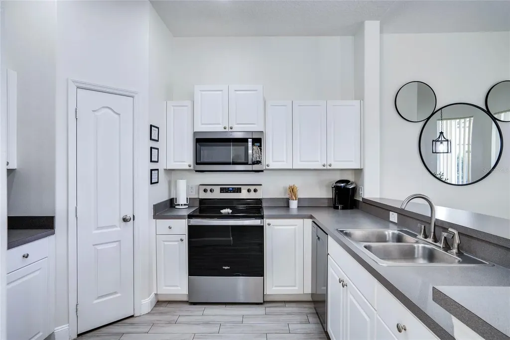 1019 Tuscan Hills Boulevard Davenport FL 33897