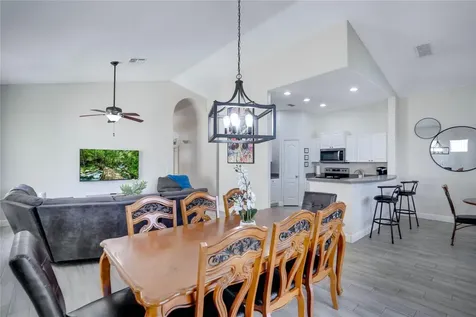 1019 Tuscan Hills Boulevard Davenport FL 33897
