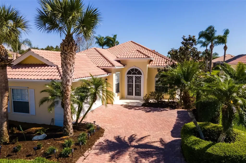 5622 Octonia Place Sarasota FL 34238