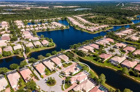 5622 Octonia Place Sarasota FL 34238
