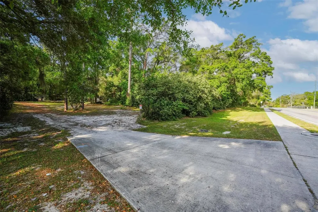 26 E Kelly Park Road Apopka FL 32712
