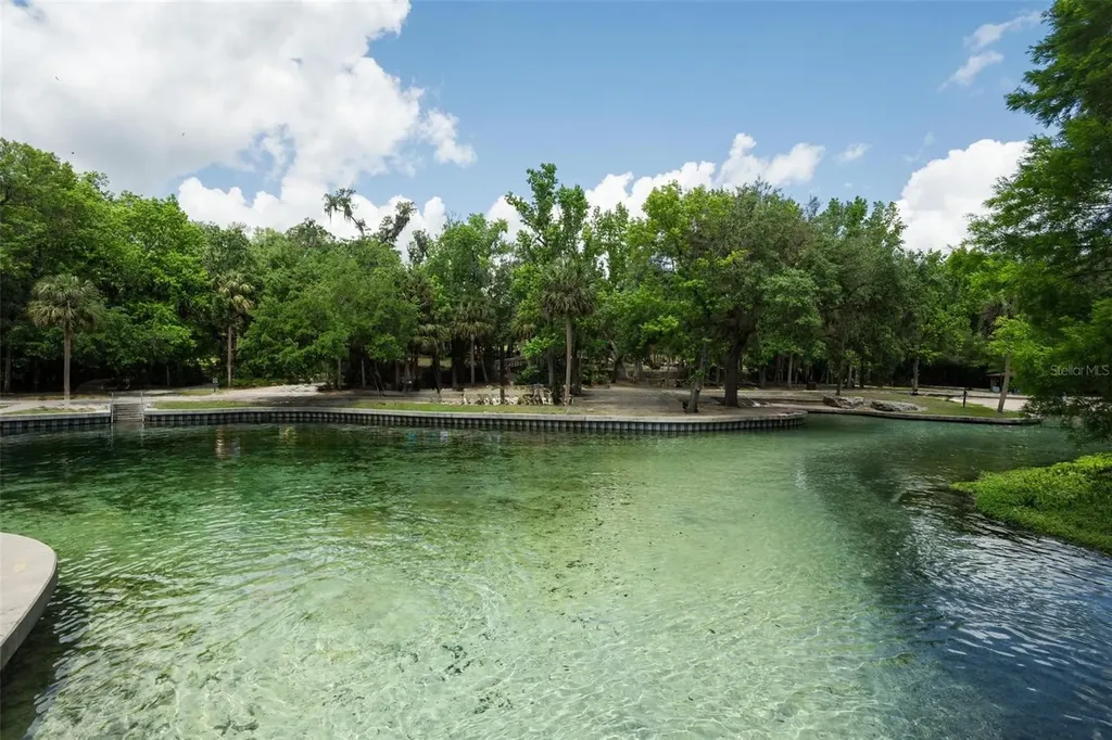 26 E Kelly Park Road Apopka FL 32712