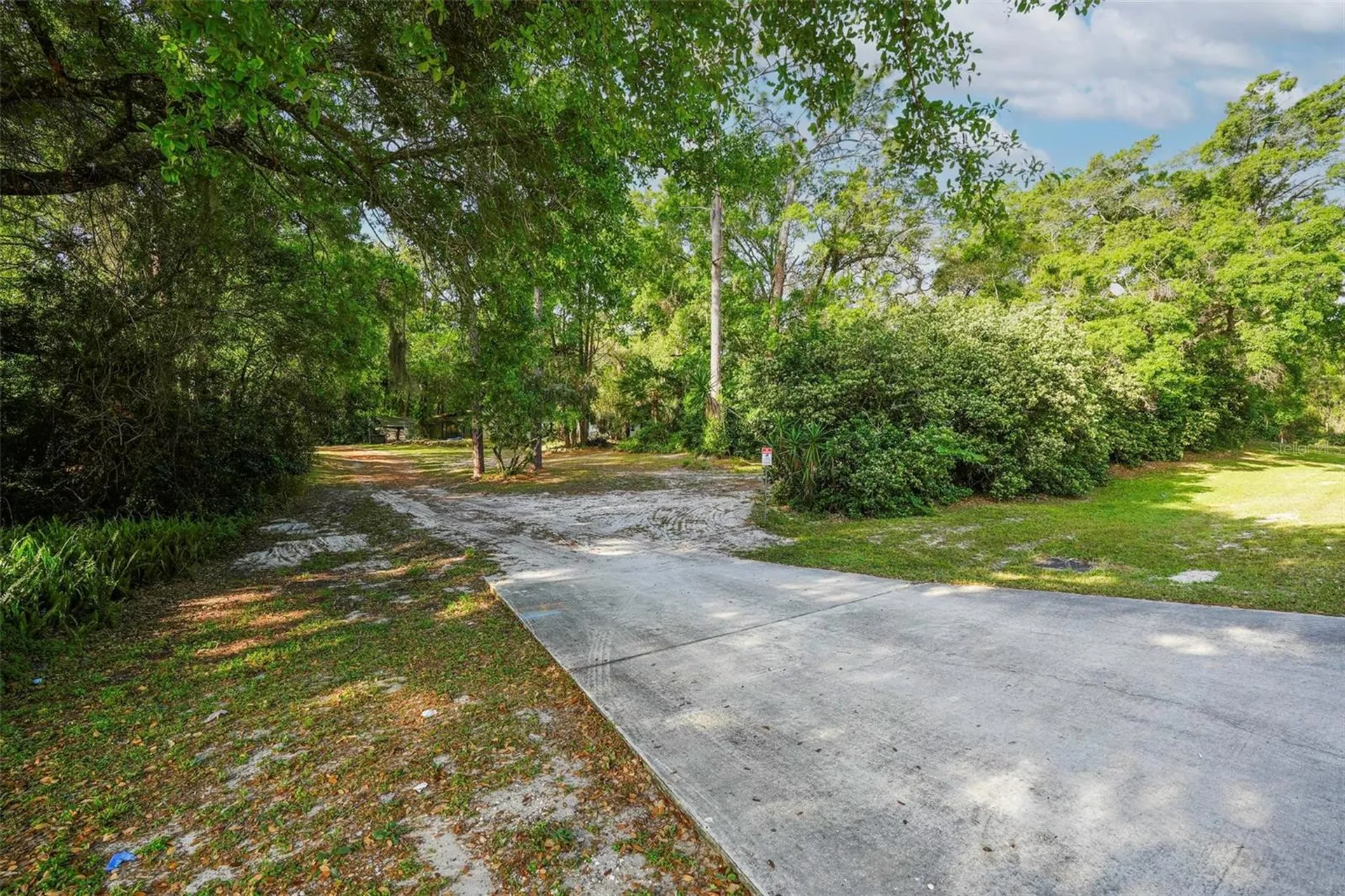 26 E Kelly Park Road Apopka FL 32712