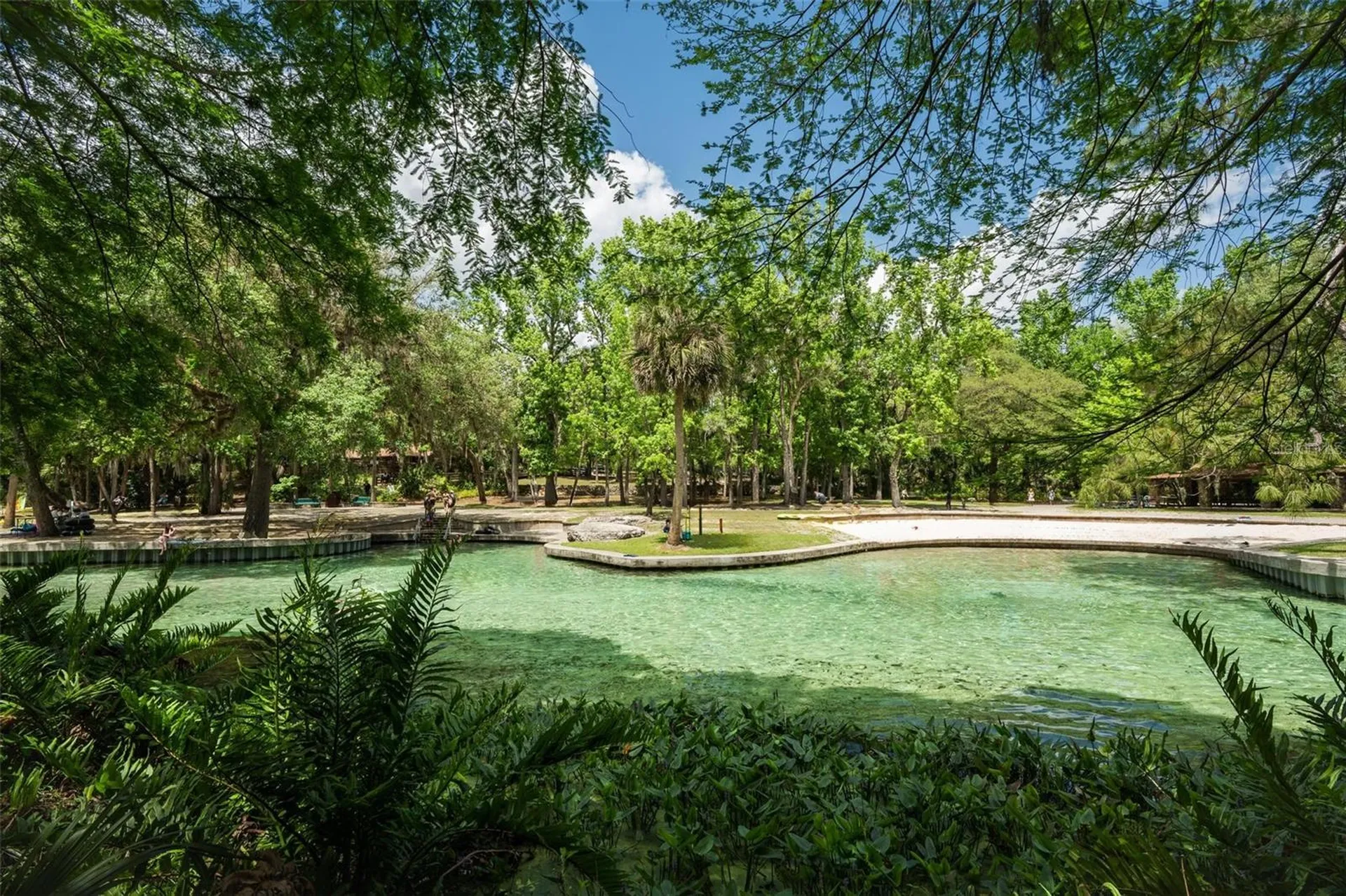 26 E Kelly Park Road Apopka FL 32712