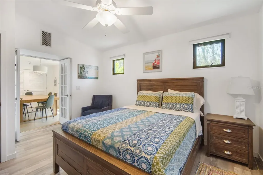 402 71st Street Holmes Beach FL 34217