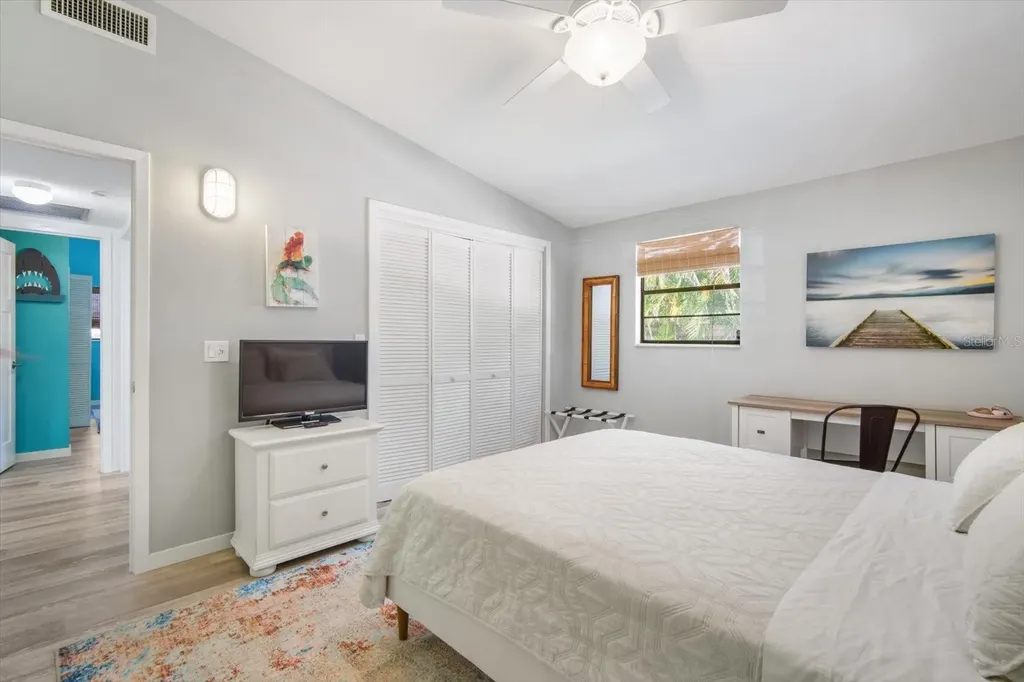 402 71st Street Holmes Beach FL 34217