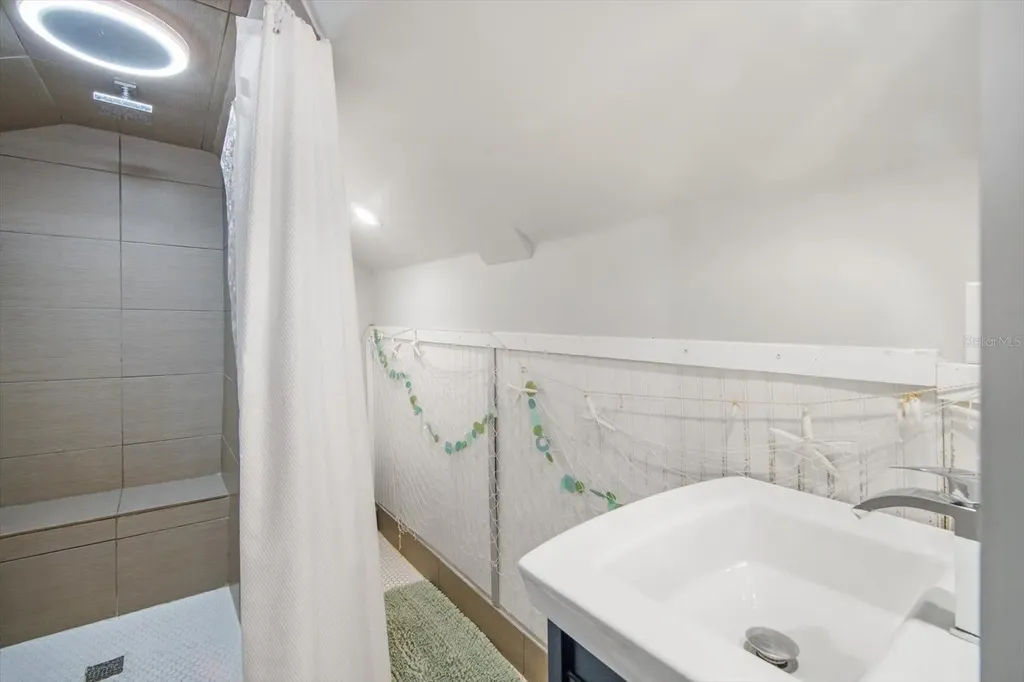 402 71st Street Holmes Beach FL 34217