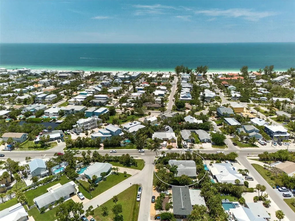 402 71st Street Holmes Beach FL 34217