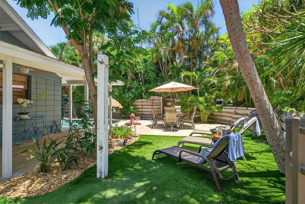 402 71st Street Holmes Beach FL 34217