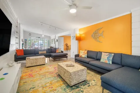 402 71st Street Holmes Beach FL 34217