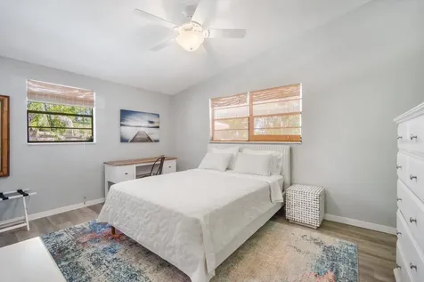402 71st Street Holmes Beach FL 34217