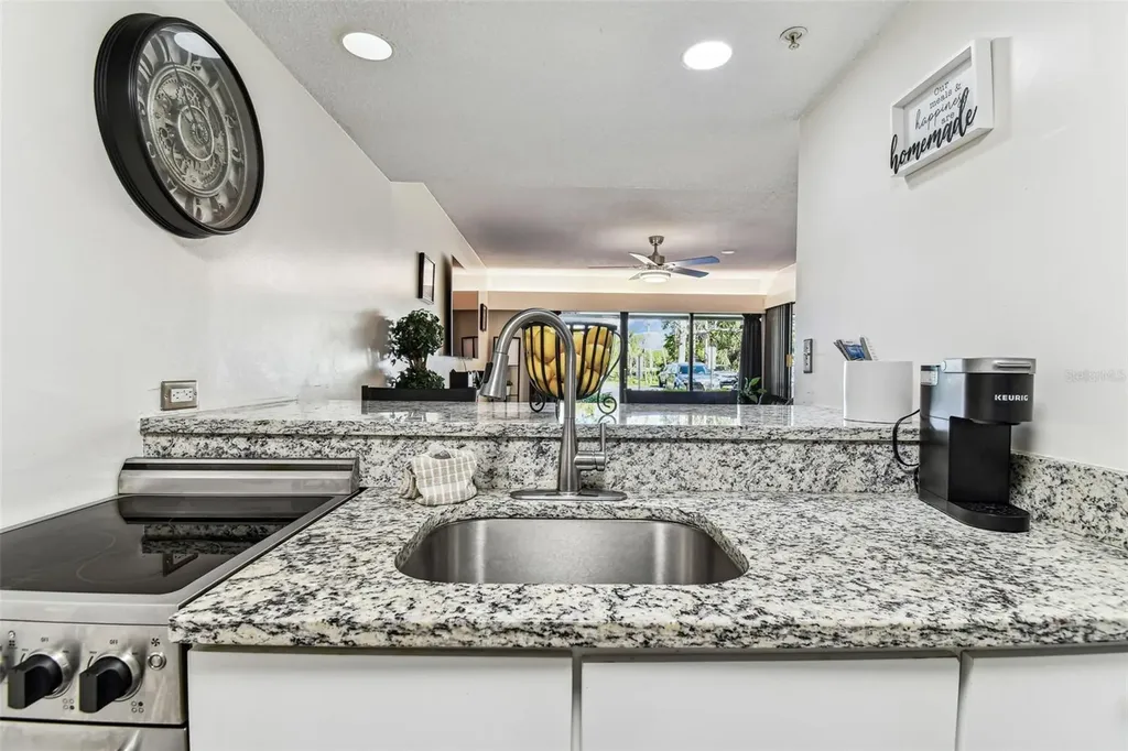 36750 Us 19 N Palm Harbor FL 34684