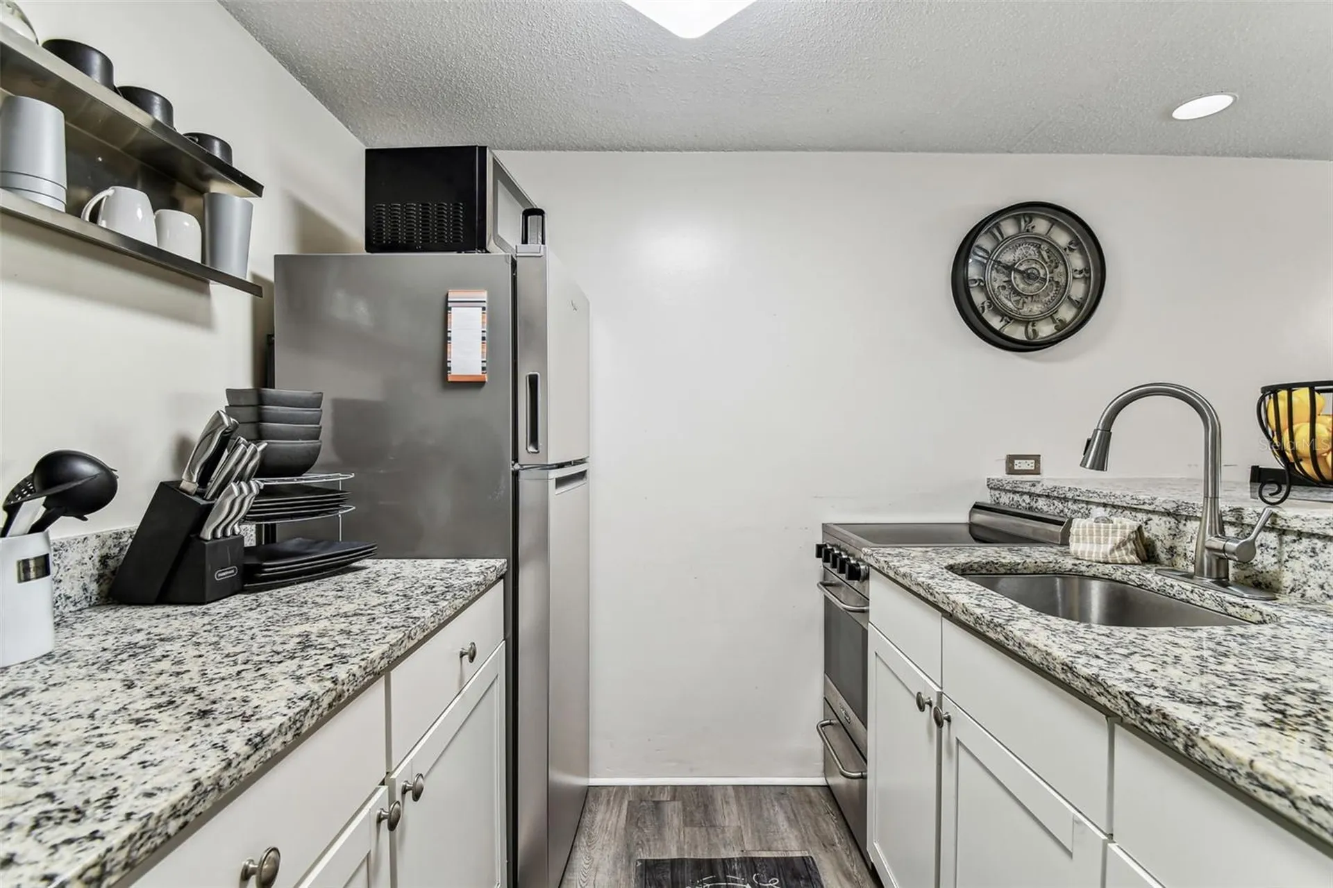 36750 Us 19 N Palm Harbor FL 34684