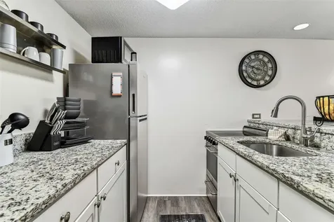 36750 Us 19 N Palm Harbor FL 34684