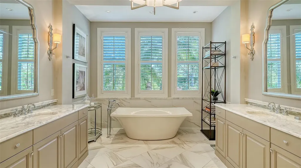 3153 Founders Club Drive Sarasota FL 34240