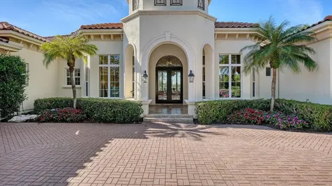 3153 Founders Club Drive Sarasota FL 34240