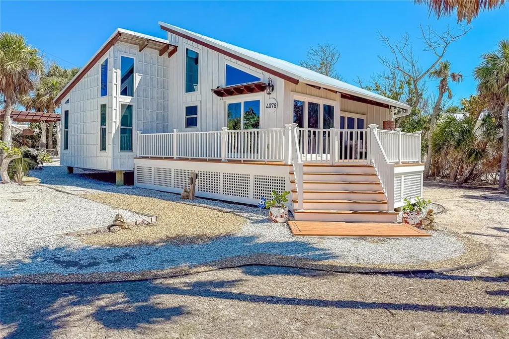 4078 N Beach Road Englewood FL 34223