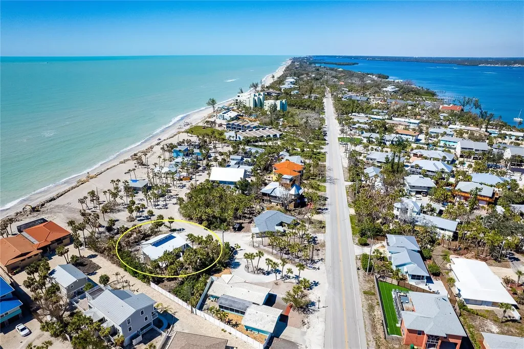 4078 N Beach Road Englewood FL 34223